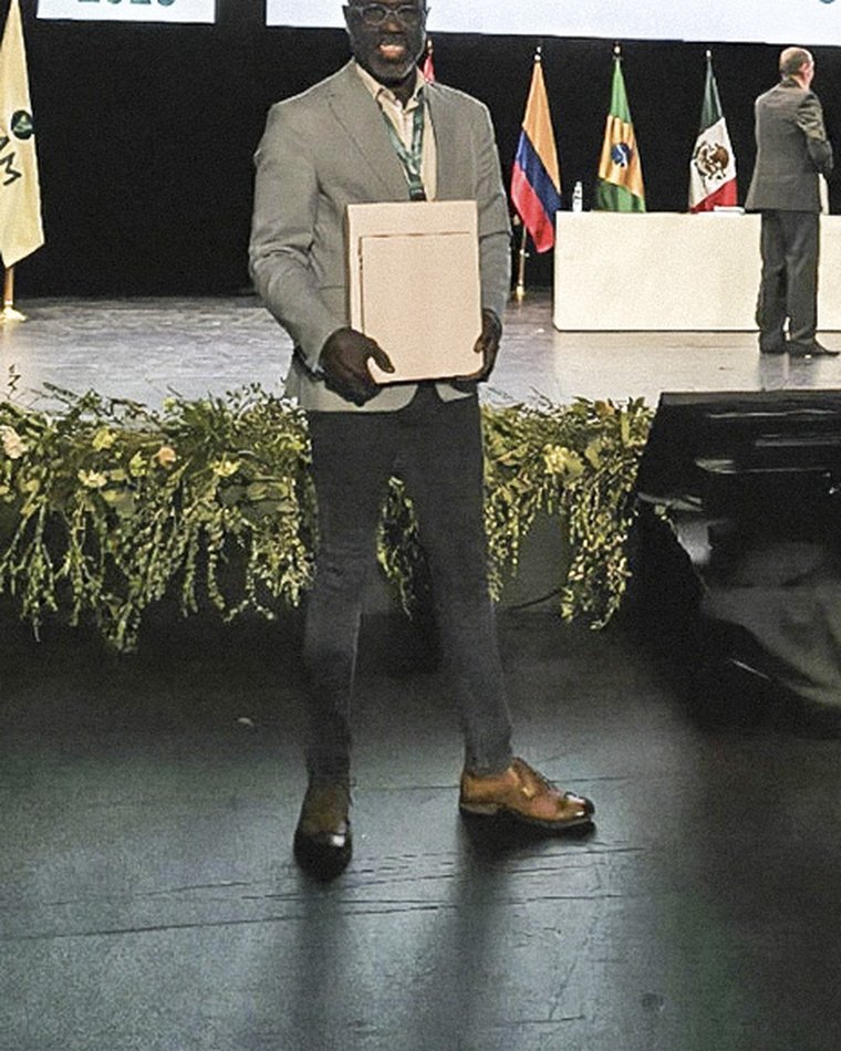 Erick Dunkley Pinnock receiving First Prize at CIAM XXVII, 2026